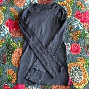 Womens Swiftly Racer Tech Long Sleeved